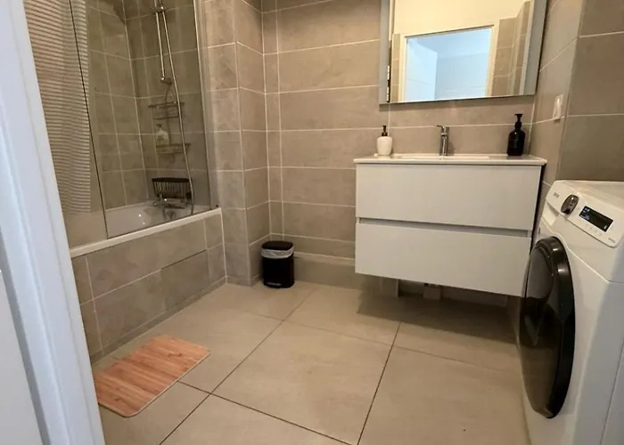 Brand New In Saint-cloud, 2br, Terrace And Parking 公寓 *